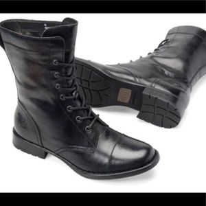 BORN Livingston lace up boots size 7 euro size 38 M
